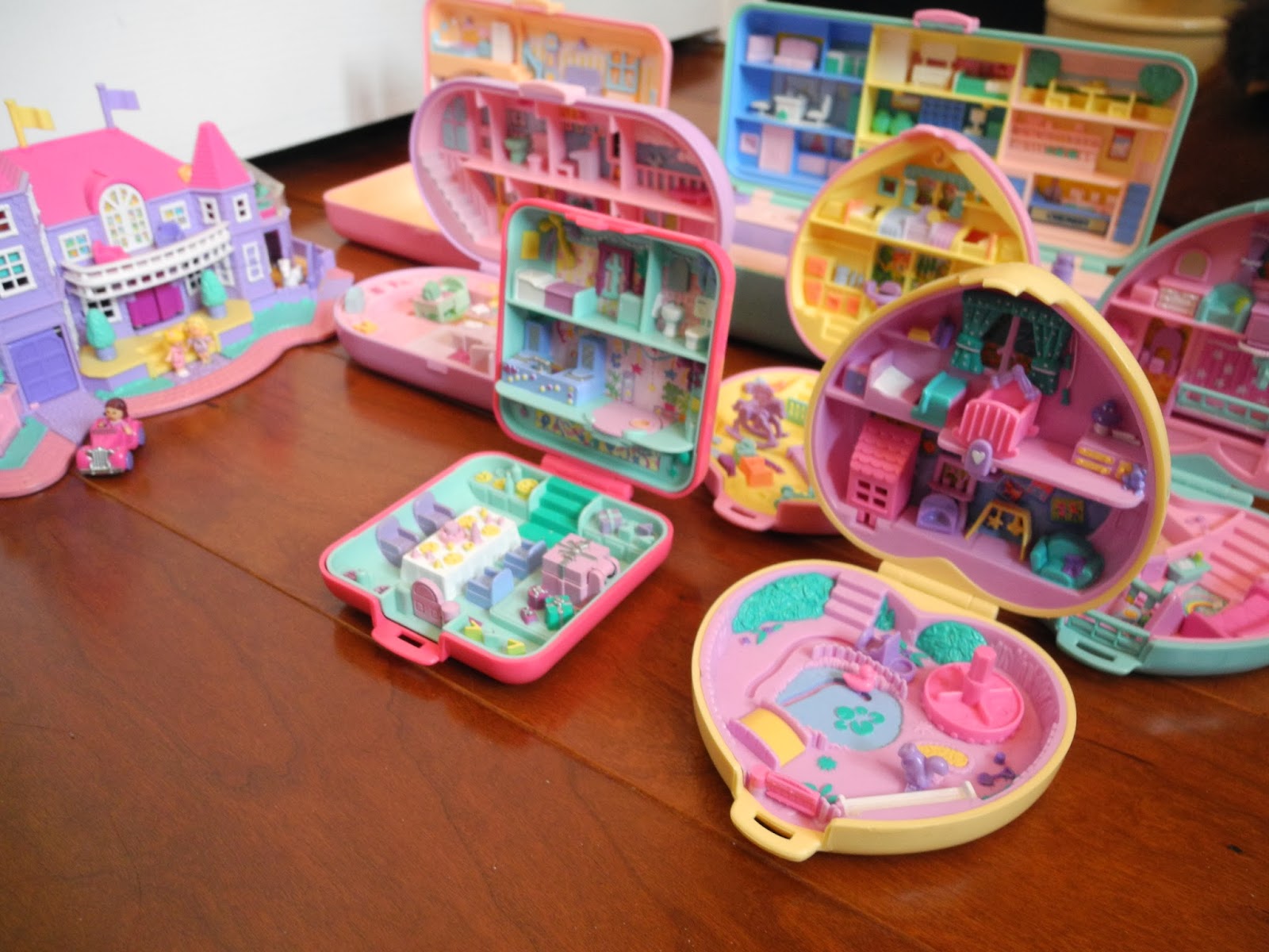 polly pocket little people